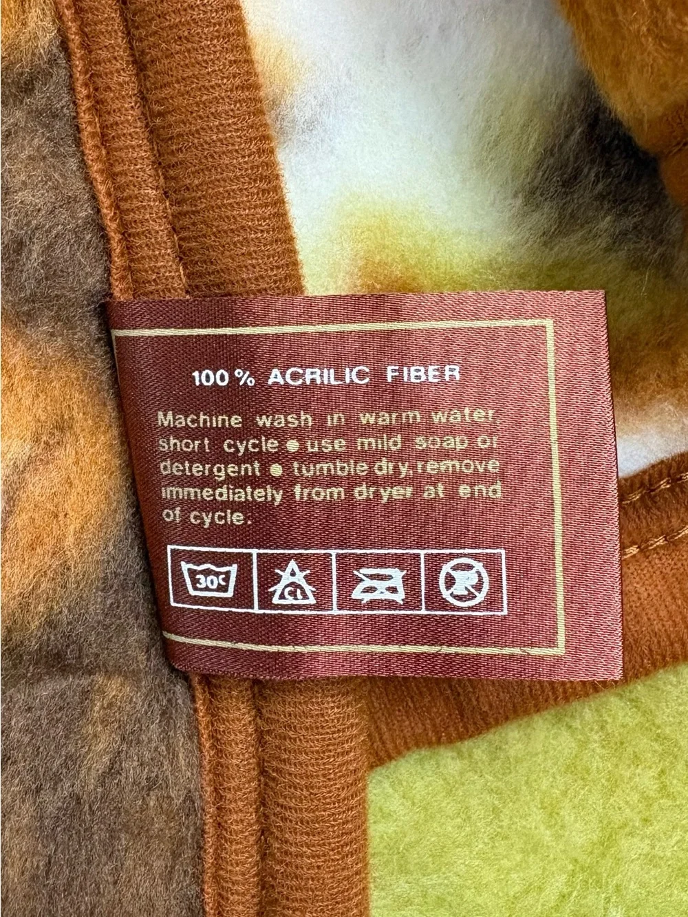 MINT!! VINTAGE 70s Neutral Colors REVERT Acrylic Deep Pile UNICORN Blanket THROW